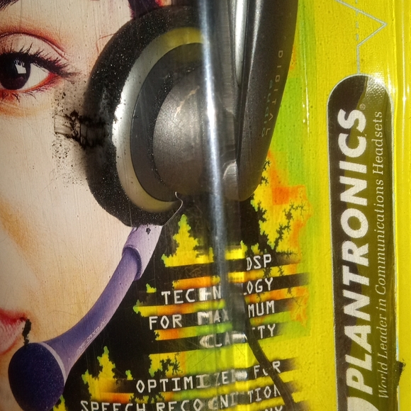 Plantronics digital Audi headset - Picture 2 of 3